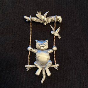 JJ Jonette Jewelry Cat Anthropomorphic Swinging Pin Vtg Pewter Signed Birds